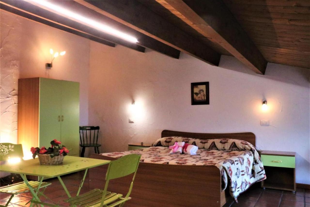 Agriturismo Santa Margherita Gioiosa Marea Habitación foto
