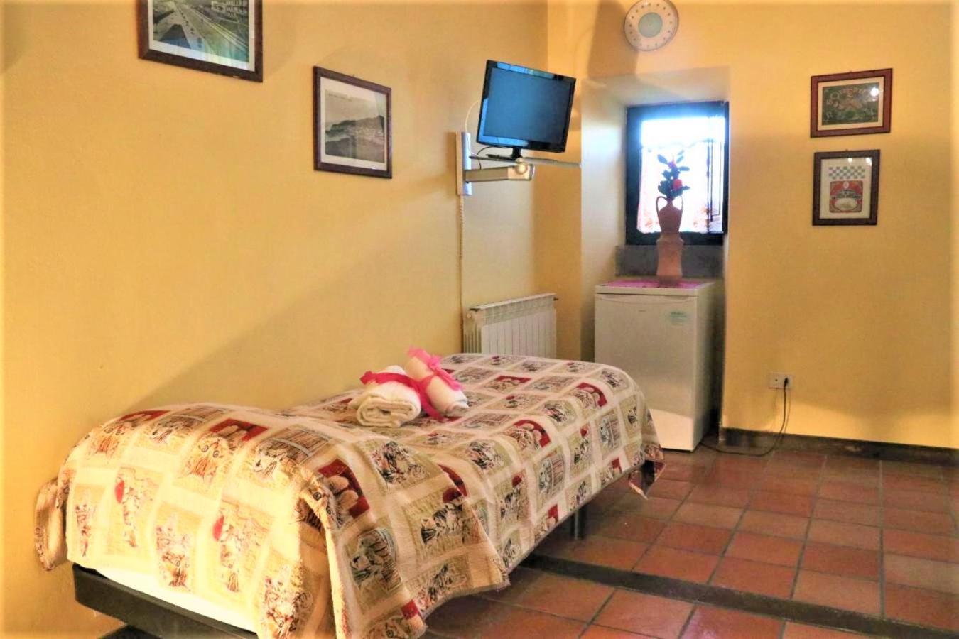 Agriturismo Santa Margherita Gioiosa Marea Habitación foto