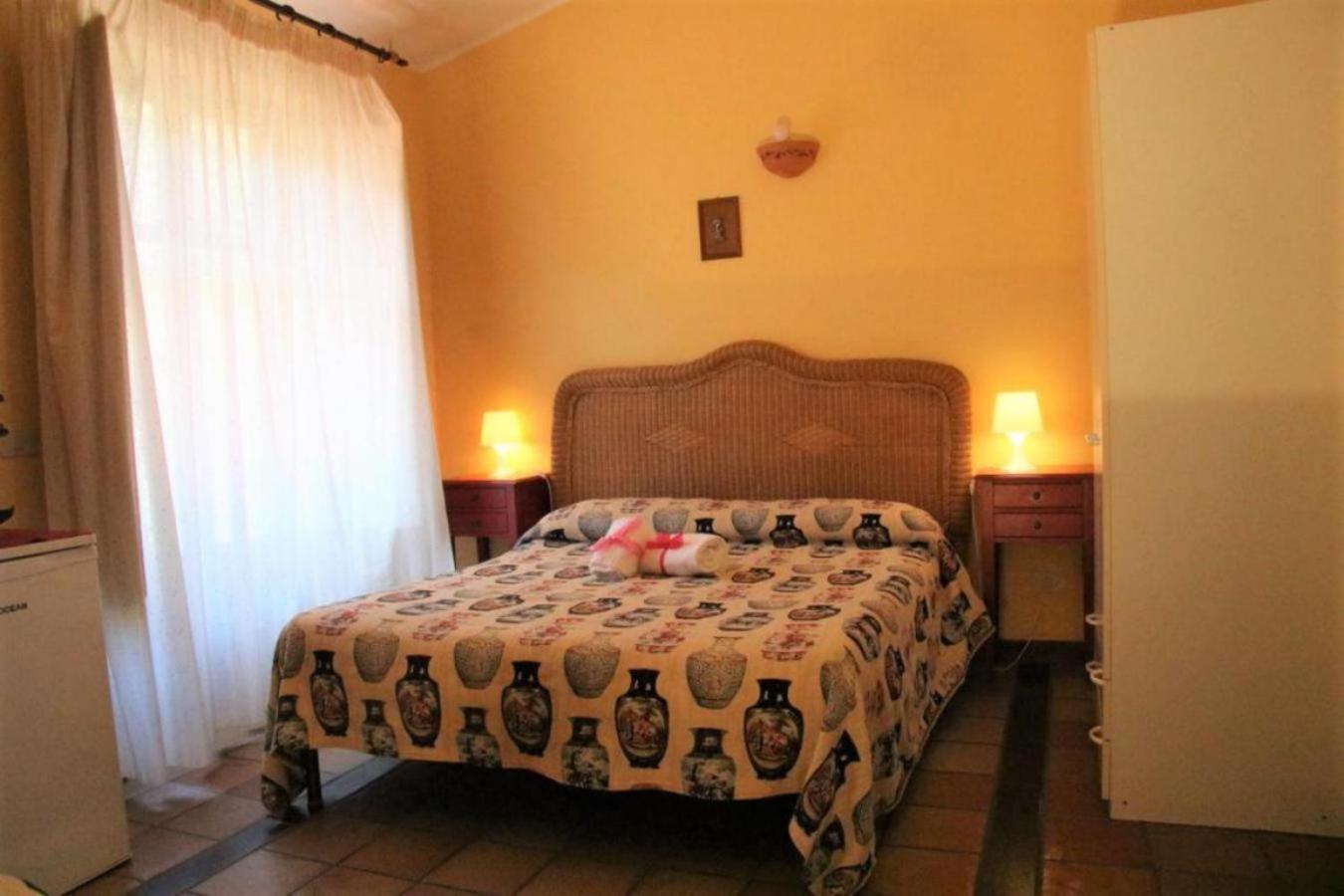 Agriturismo Santa Margherita Gioiosa Marea Habitación foto
